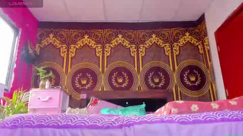 Tifanny Benitez  online show from 16, 3, 2026