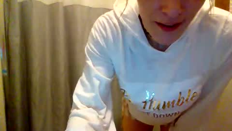 Leeah CloudZzz online show from 11, 3, 2026