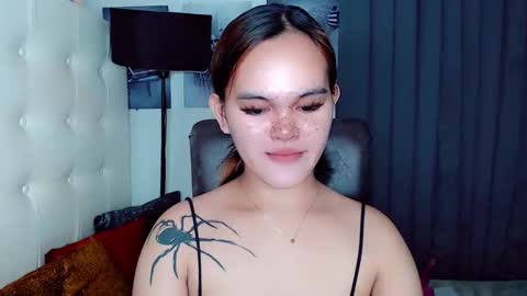 sexxxy_caroline online show from 6, 1, 2025