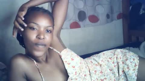 sexxy_curvy23 online show from 15, 1, 2026