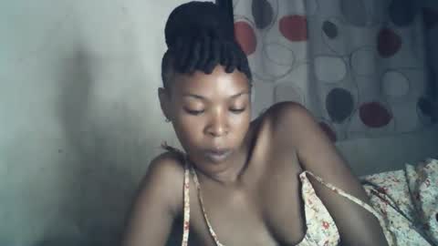 sexxy_curvy23 online show from 8, 2, 2026