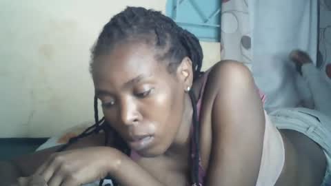 sexxy_curvy23 online show from 30, 6, 2026