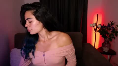  Angie   online show from 15, 6, 2026