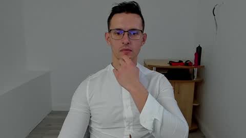 Sexxymuscles4U online show from 2, 12, 2024