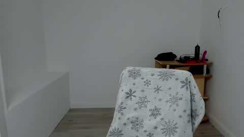 Sexxymuscles4U online show from 5, 12, 2024