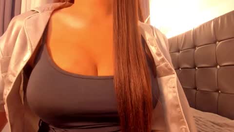 Snapshot of sexy_asian_sandy chatting on 9, 2, 2026 sandy online show from 9, 2, 2026