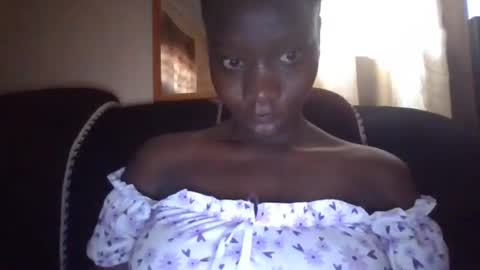 sexy_butty01 online show from 9, 11, 2025