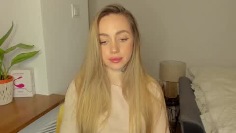 C o r a l i e online show from 17, 1, 2025