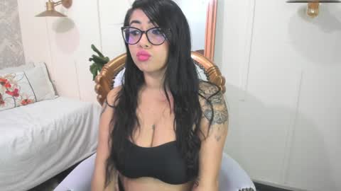 Snapshot of sexy_cristall chatting on 3, 12, 2024  C R I S T A L  online show from 3, 12, 2024