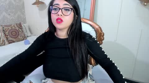 Snapshot of sexy_cristall chatting on 22, 1, 2025  C R I S T A L  online show from 22, 1, 2025