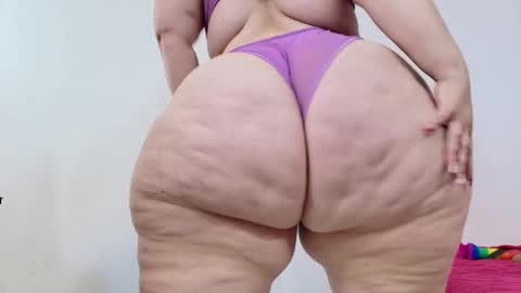 karla           instagram  online show from 27, 2, 2025