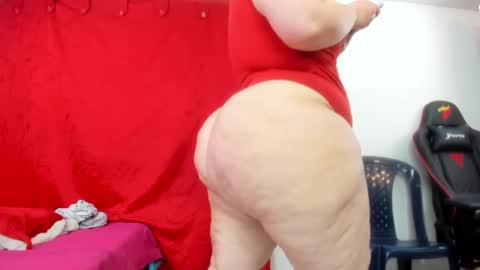 karla           instagram  online show from 5, 10, 2025