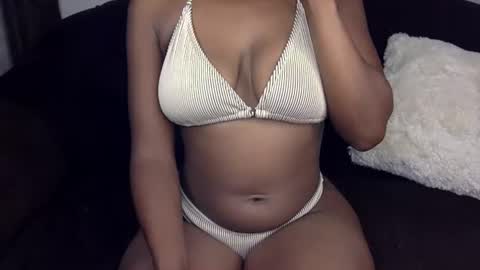 Ellahh online show from 4, 8, 2026