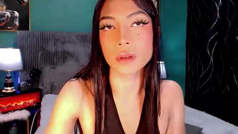 lovelyfebe  online show from 17, 4, 2026