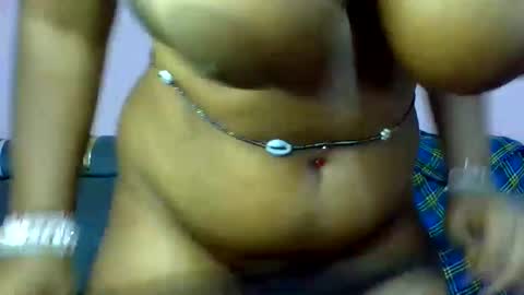 Snapshot of sexy_helle chatting on 16, 3, 2026 sexy_helle online show from 16, 3, 2026