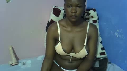 Iovelyne online show from 15, 4, 2026