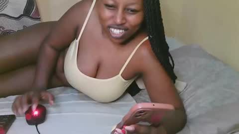 sexy_latasha online show from 24, 10, 2025