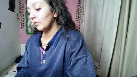 sexy lolas online show from 15, 11, 2025