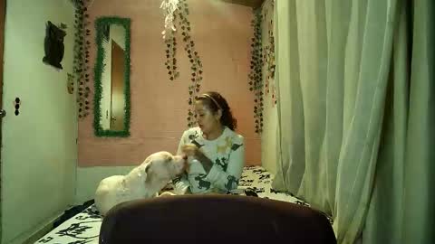 sexy lolas online show from 6, 2, 2026