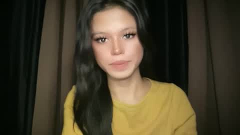 Nicole online show from 22, 4, 2026