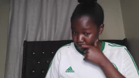 sexy_melanin11 online show from 8, 9, 2025