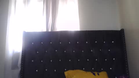 sexy_melanin11 online show from 24, 9, 2025