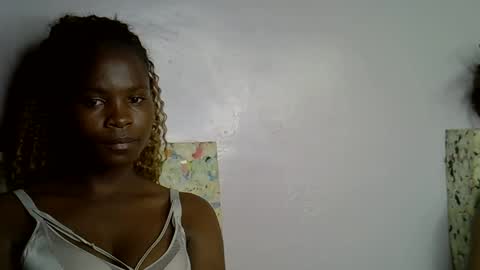 Snapshot of sexy_molyne chatting on 14, 1, 2026 Molyne online show from 14, 1, 2026