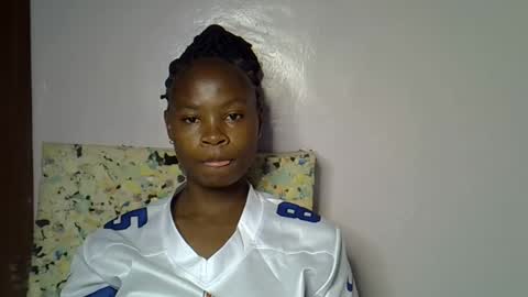 Snapshot of sexy_molyne chatting on 9, 2, 2026 Molyne online show from 9, 2, 2026