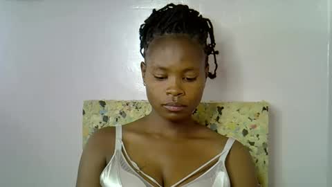 Snapshot of sexy_molyne chatting on 20, 2, 2026 Molyne online show from 20, 2, 2026