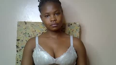Molyne online show from 27, 4, 2026