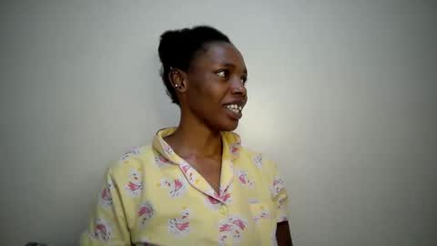 Snapshot of sexy_muna2 chatting on 18, 3, 2026 sexy_muna2 online show from 18, 3, 2026