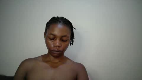 sexy_muna2 online show from 6, 4, 2026