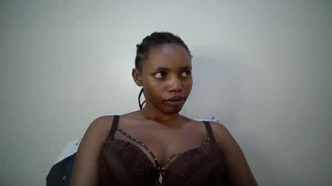 sexy_muna2 online show from 4, 5, 2026