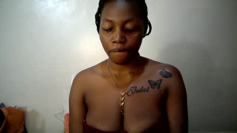 Snapshot of sexy_muna2 chatting on 31, 7, 2026 sexy_muna2 online show from 31, 7, 2026