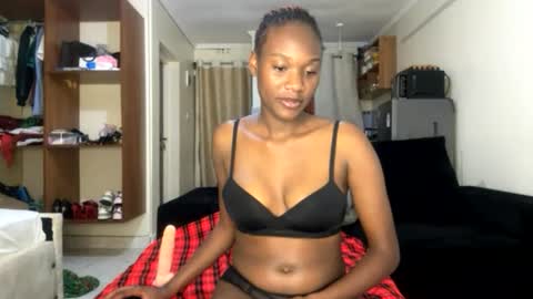 Snapshot of sexy_nyla chatting on 18, 6, 2026 Nyla online show from 18, 6, 2026