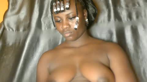 sexy_petitqueen online show from 26, 5, 2026