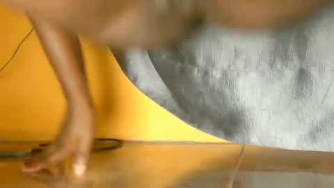 sexy_petitqueen online show from 28, 7, 2026