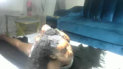 Snapshot of sexy_pigeon chatting on 8, 3, 2026 sexy pigeon online show from 8, 3, 2026