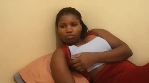 Snapshot of sexy_roz chatting on 14, 3, 2026 Queen online show from 14, 3, 2026