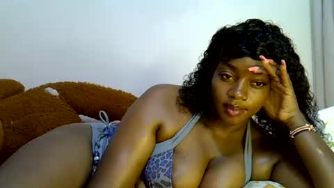 laura online show from 7, 7, 2026