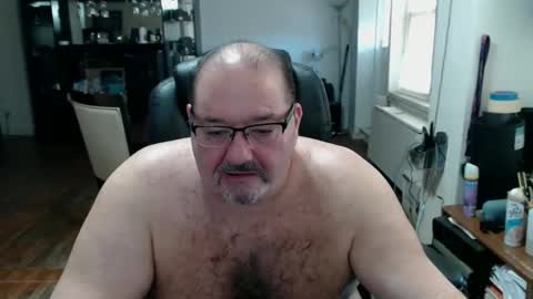 Steven online show from 8, 3, 2025