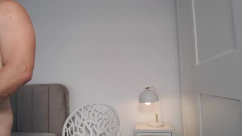 sexyandmarried online show from 29, 4, 2026