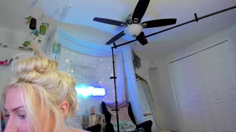 Snapshot of sexyashley_21 chatting on 17, 1, 2025 Ashley Teal online show from 17, 1, 2025