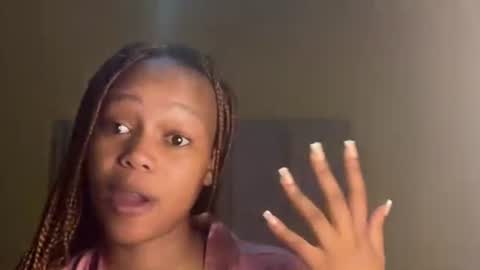 Snapshot of sexyasszeeee chatting on 17, 10, 2025 sexyasszeeee online show from 17, 10, 2025