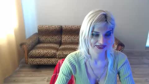 Snapshot of sexybeatriice chatting on 25, 2, 2025 sexybeatriice online show from 25, 2, 2025
