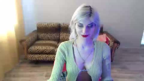 Snapshot of sexybeatriice chatting on 3, 3, 2025 sexybeatriice online show from 3, 3, 2025