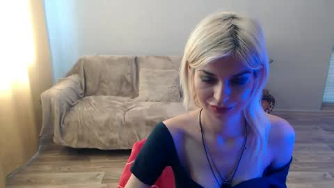 sexybeatriice online show from 28, 6, 2026