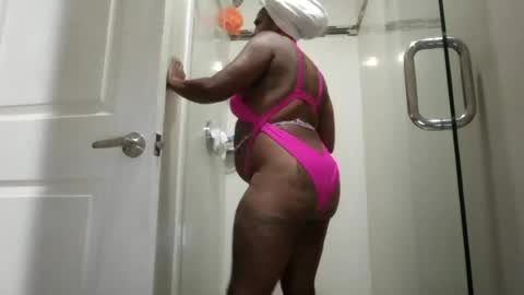 Snapshot of sexybella81 chatting on 24, 7, 2026 sexybella81 online show from 24, 7, 2026