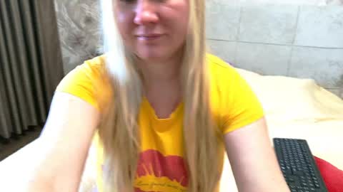 Lana online show from 6, 4, 2026