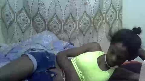sexyboobies22 online show from 15, 10, 2025